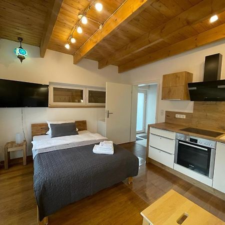 Ferienwohnung Im Stadtzentrum Von Bernau - Komfortable Wohnung Mit 2 Zimmern, Bad, Spuelmaschine, Waschmaschine, Komplette Kueche, Wlan, Terrasse, Ruhige Lage 베르나우 바이 베를린 외부 사진